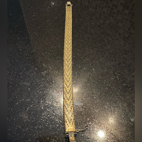 Antique Italian Carpet Bracelet - Picture 3 of 4